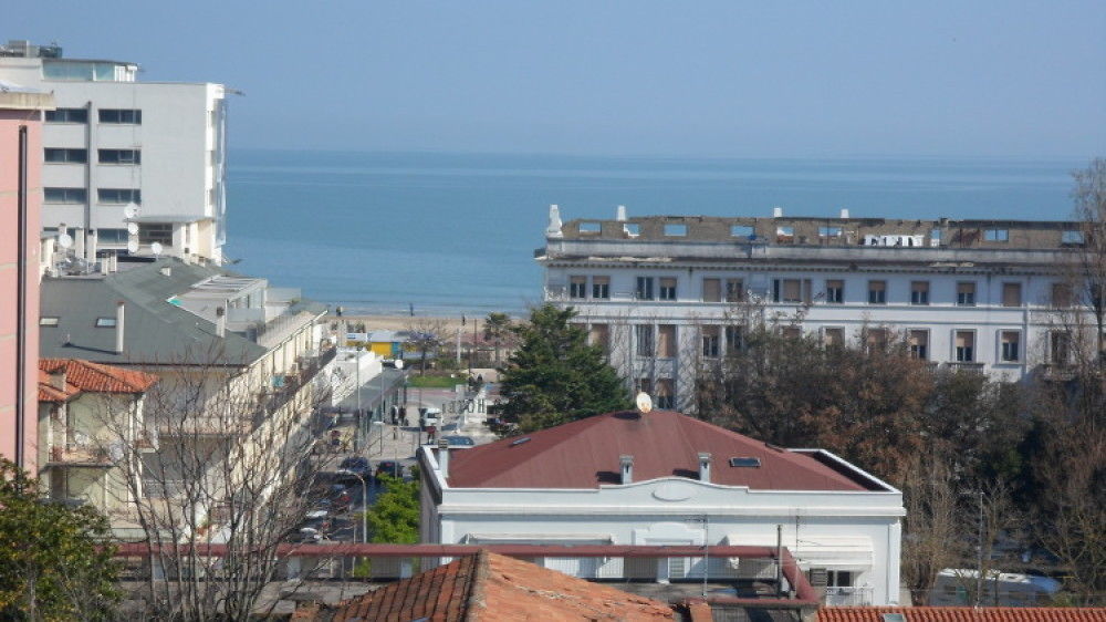 Hotel Zanarini In Centro A Riccione Exterior photo